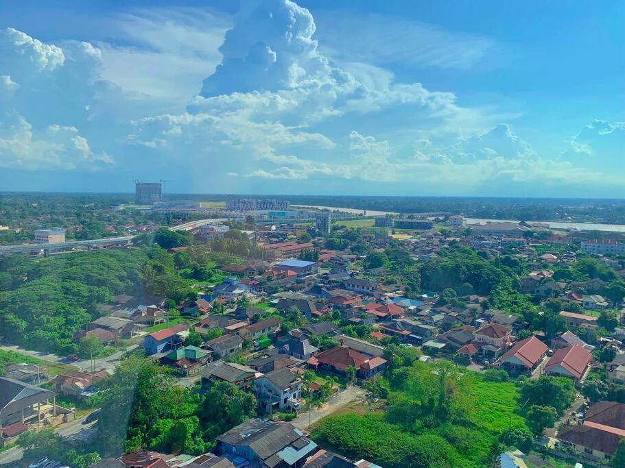 Netflix 2 Bedroom Troika Kota Bharu Homestay 1812 Buitenkant foto